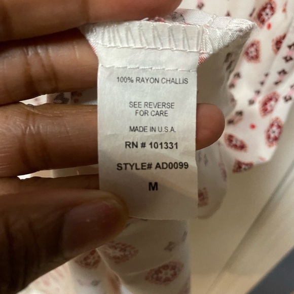 charlotte russe cold shoulder flutter Sleeve White Swing Dress Size M. - Picture 7 of 8